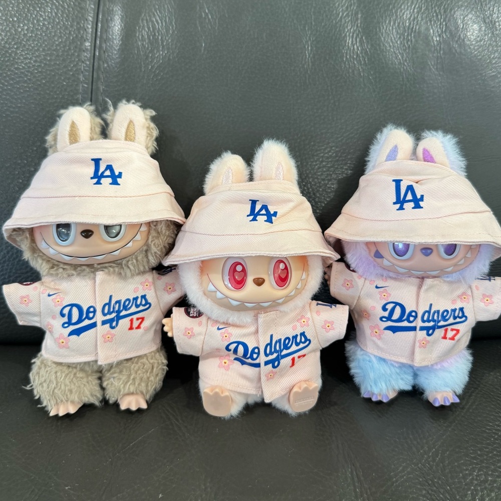 Pop Mart Labubu Dodgers x Murakami Shohei Ohtani Uniform